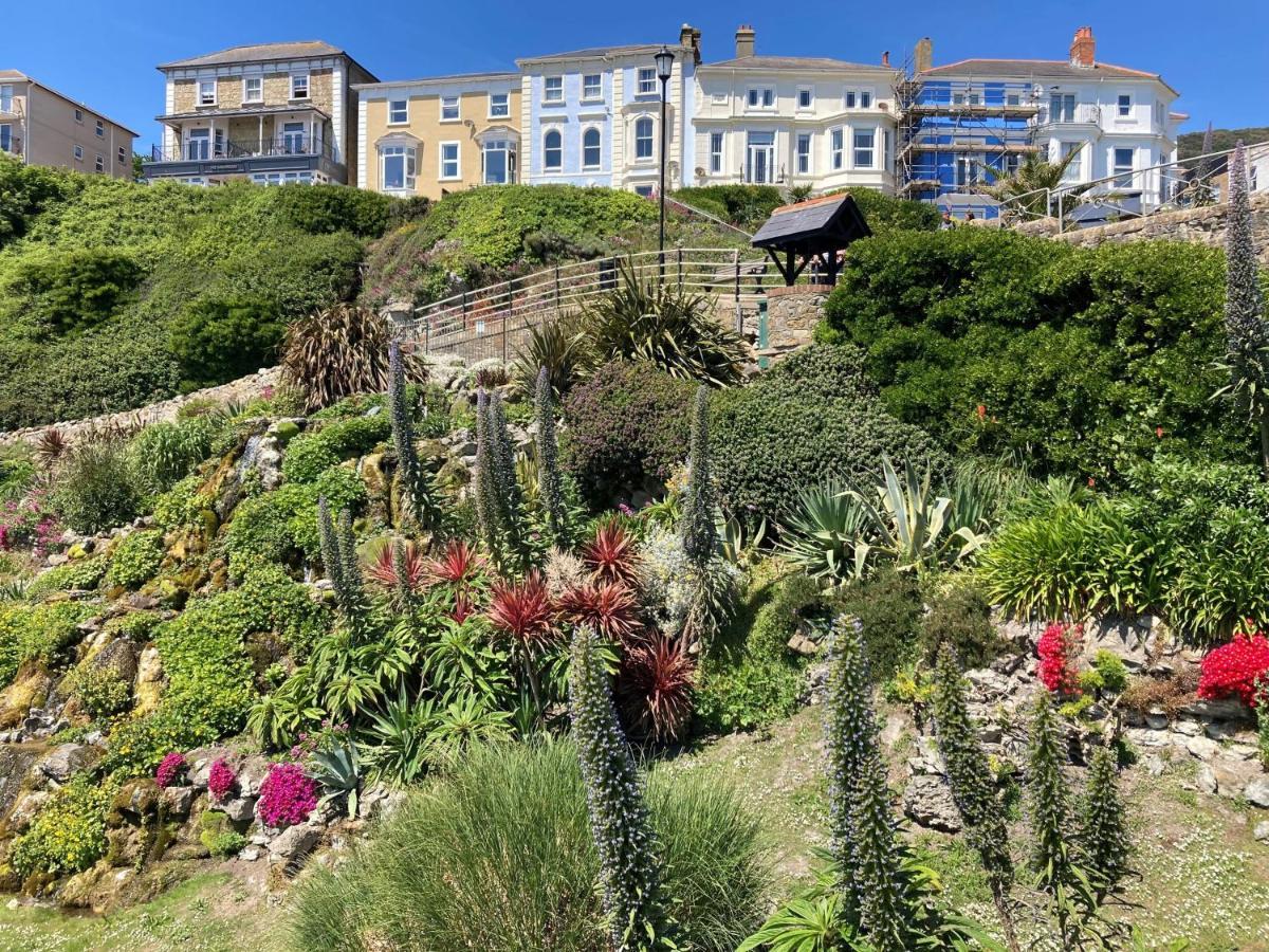 Flat 2, 1 Alexandra Gardens Apartment Ventnor