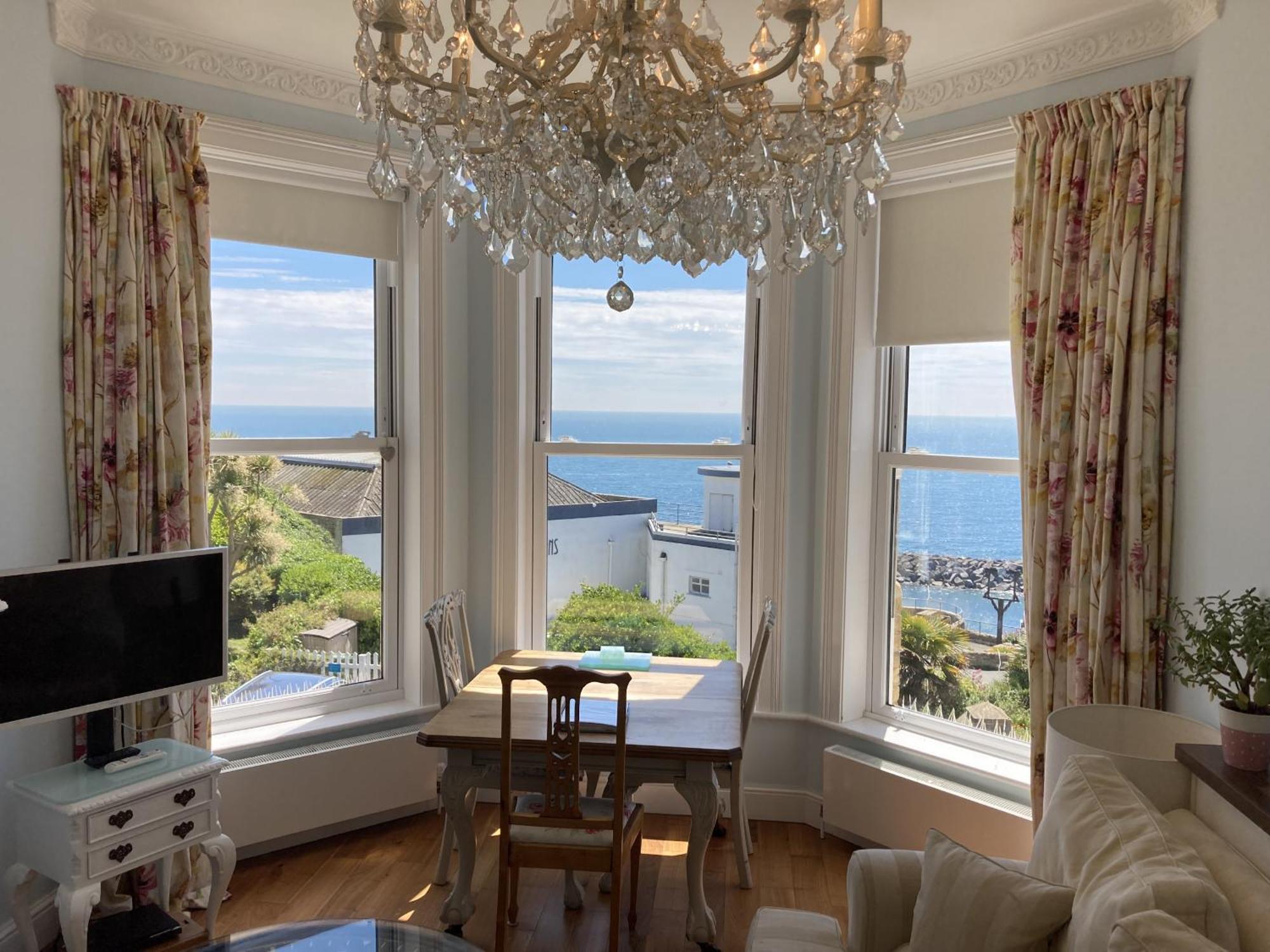 Flat 2, 1 Alexandra Gardens